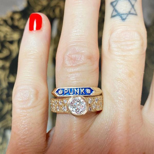 Punk Signet Ring - Nora Kogan